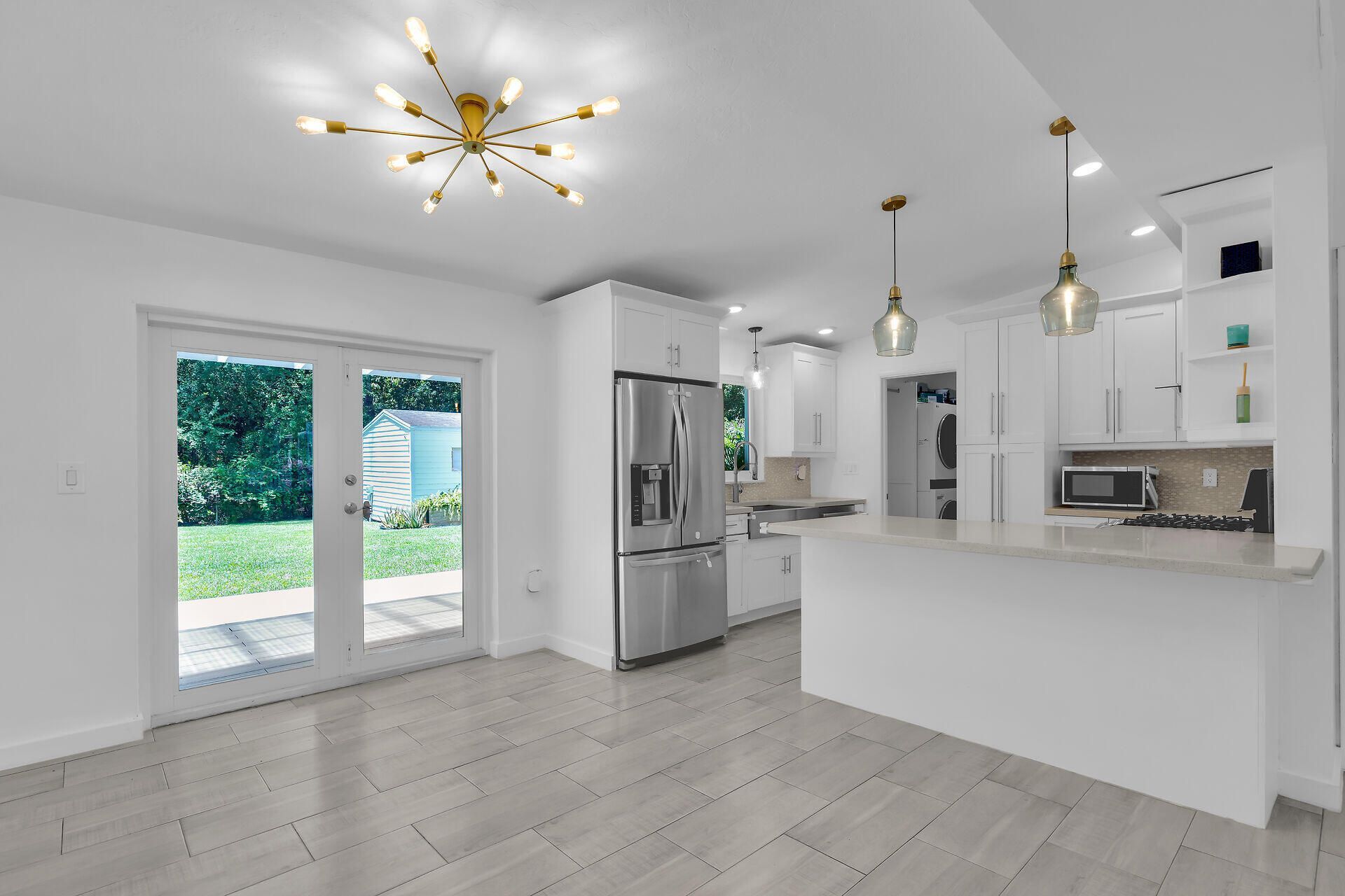 9 Transylvania Avenue, Key Largo, FL 33037 Photo