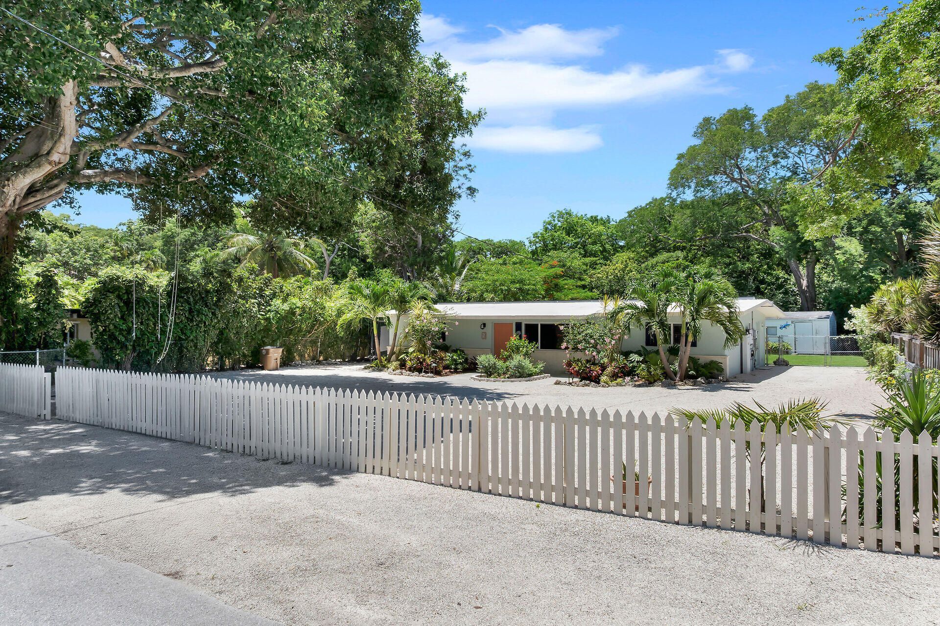 9 Transylvania Avenue, Key Largo, FL 33037 Photo