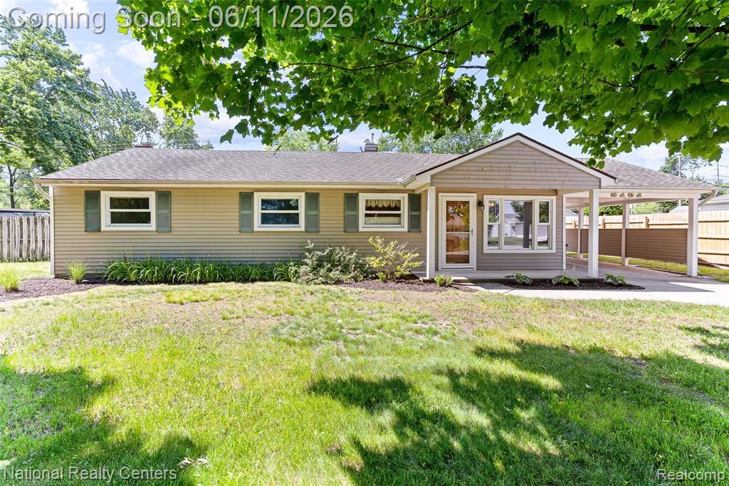 5191 Lynsue Lane , Waterford Township, MI 48327 Main Photo