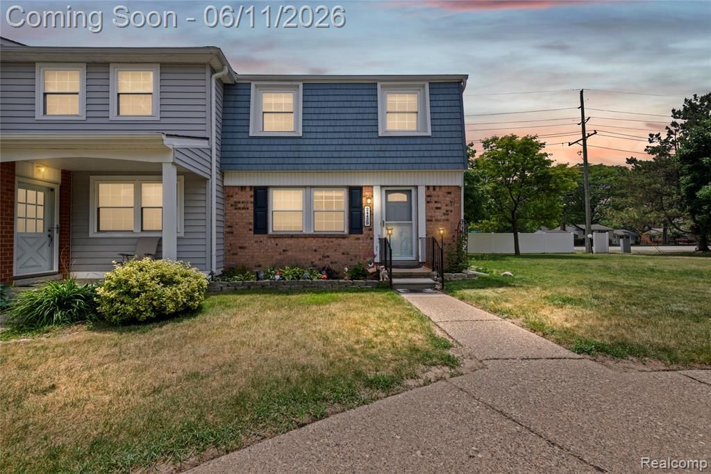 24429 Olde Orchard Street , Novi, MI 48375 Main Photo
