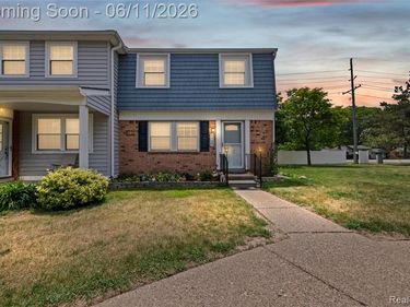 24429 Olde Orchard Street, Novi, MI 48375