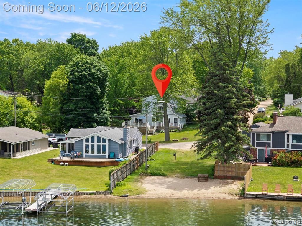1808 Lombardy , Highland Township, MI 48356 Main Photo