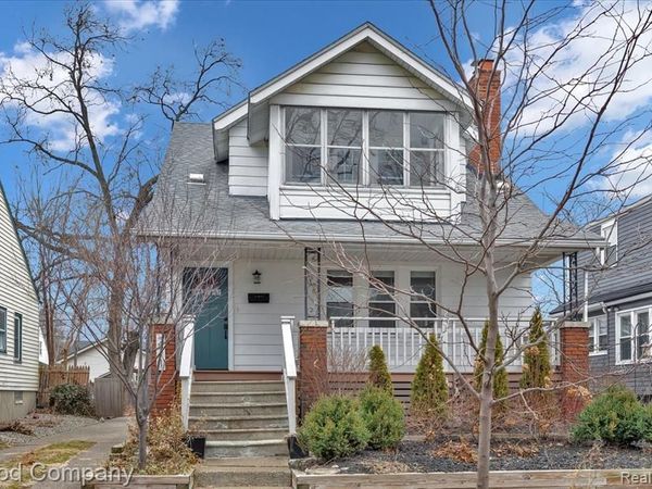 271 E Woodland Street, Ferndale, MI 48220