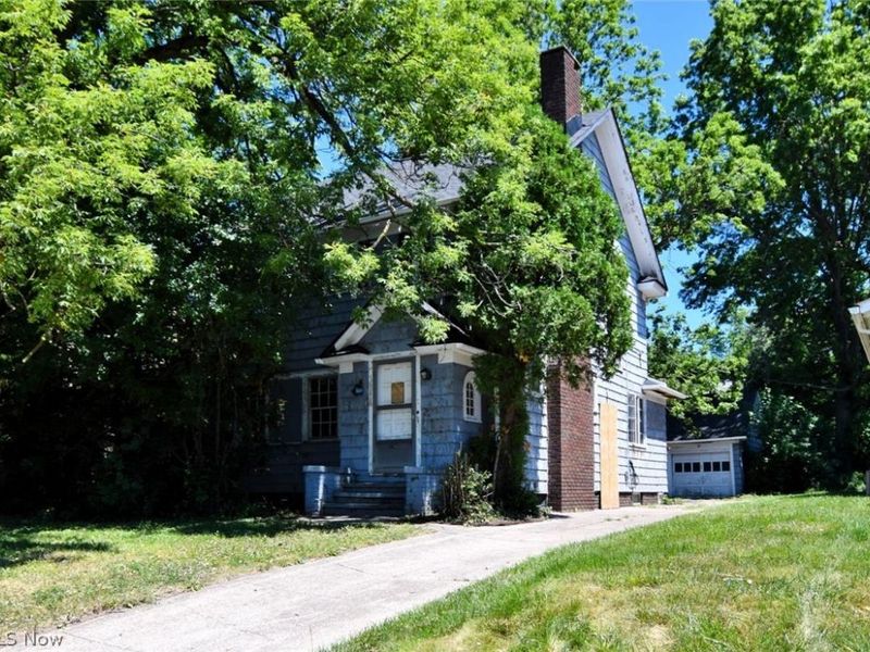 3097 Becket Road, Cleveland, OH 44120 Photo 1