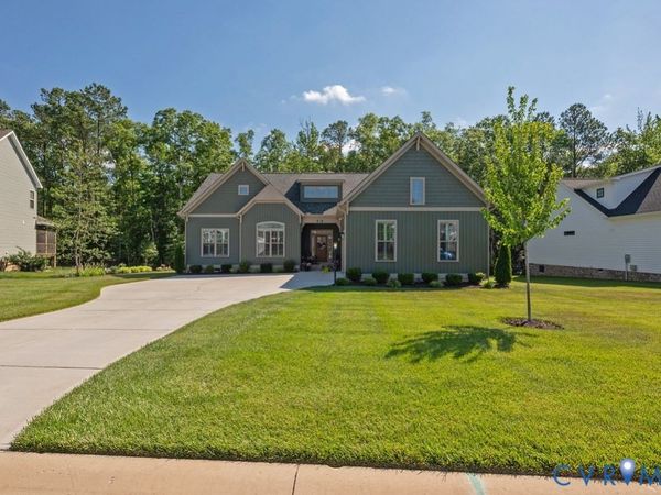 9212 Kinnerton Drive , Midlothian, VA 23112