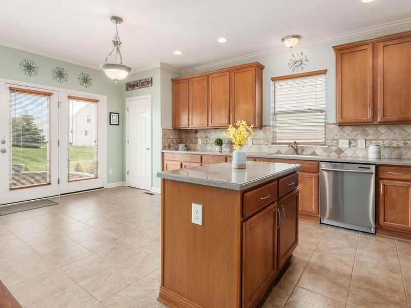 5745 Aderholt Road , Dublin, OH 43016 Photo 16