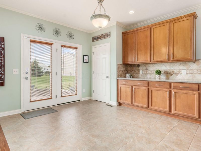 5745 Aderholt Road , Dublin, OH 43016 Photo 20