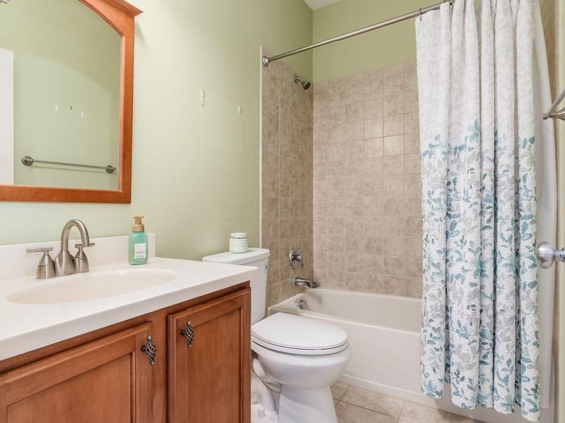 5745 Aderholt Road , Dublin, OH 43016 Photo 22