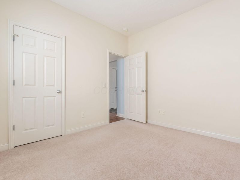 5745 Aderholt Road , Dublin, OH 43016 Photo 24
