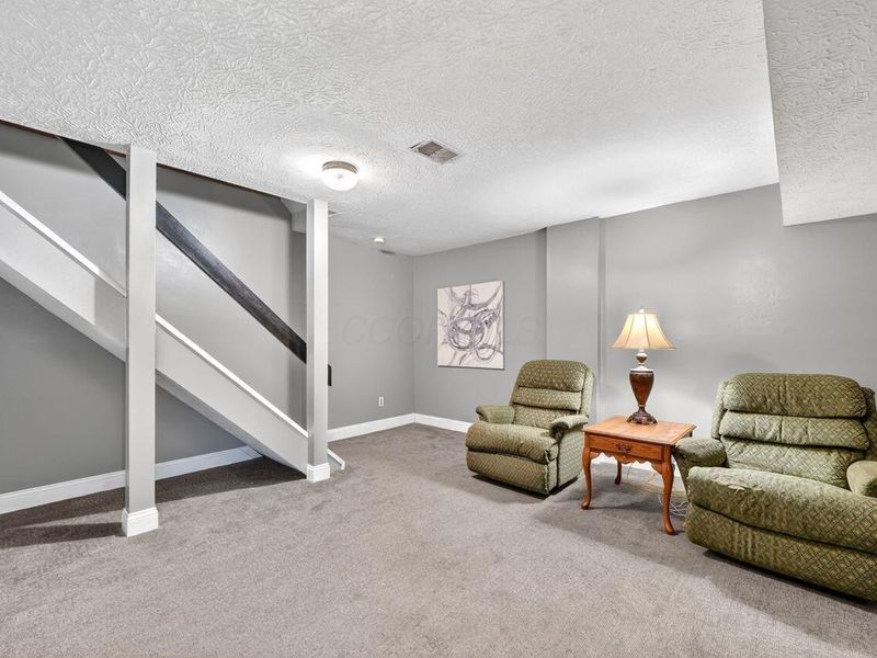 5189 Winsome Way , Columbus, OH 43220 Photo 22