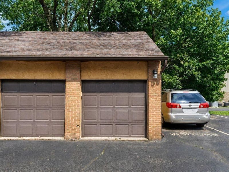 5189 Winsome Way , Columbus, OH 43220 Photo 23