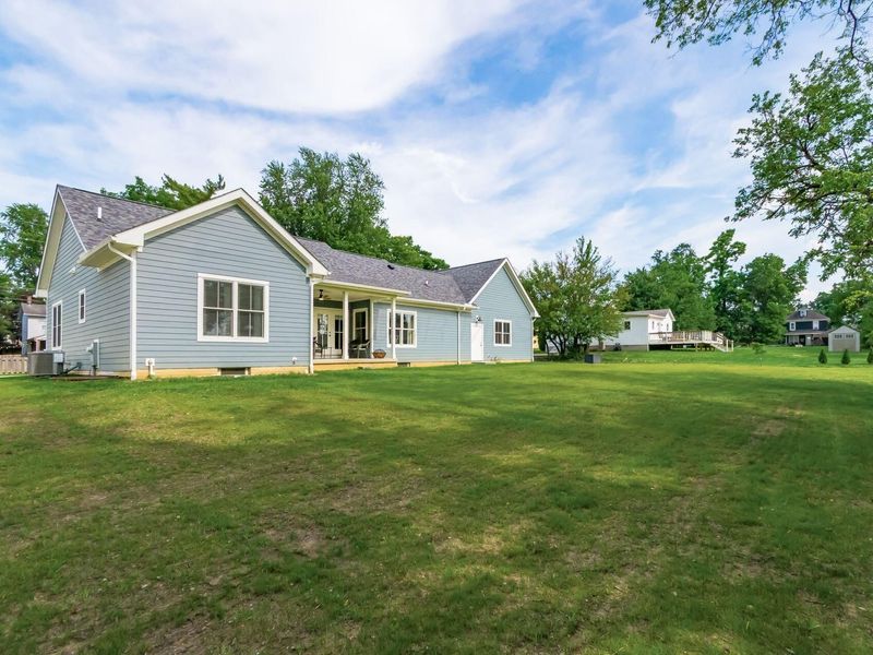 52 N Clinton Street , Canal Winchester, OH 43110 Photo 6