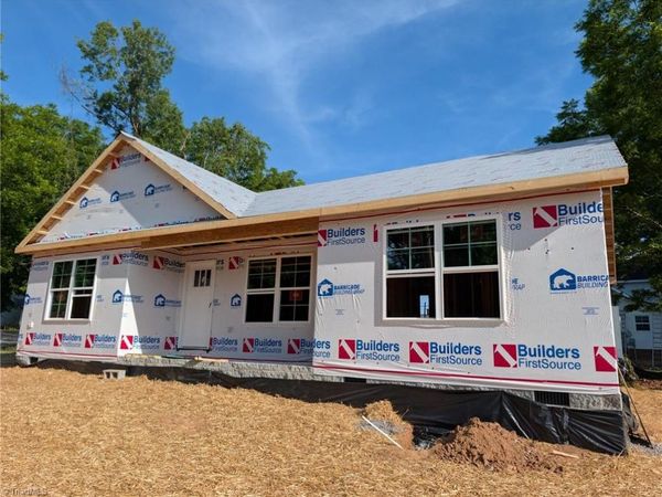 408 E Main Street, Yadkinville, NC 27055