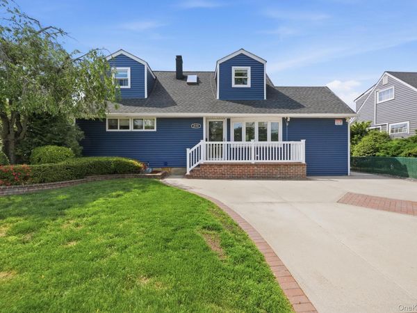 2151 Stewart Avenue , Westbury, NY 11590