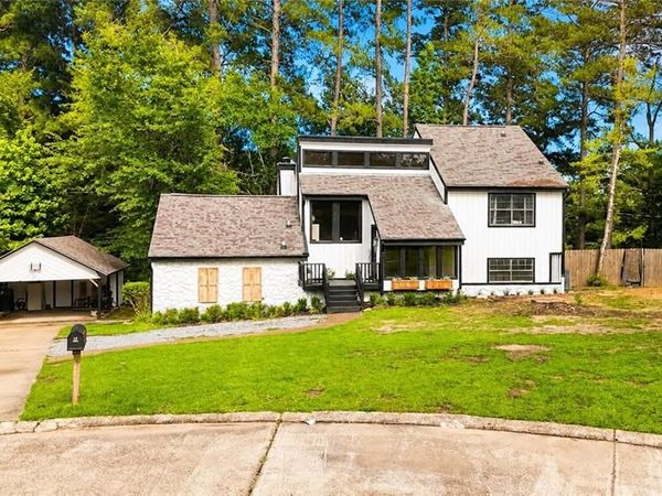 3206 ROBERT Drive, Pineville, LA 71360