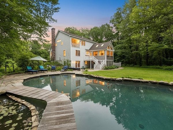 81 Tahattawan Rd, Littleton, MA 01460