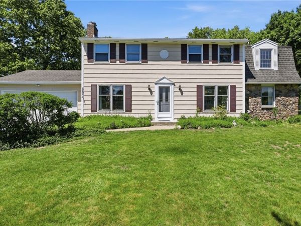 262 Hillary Lane , Penfield, NY 14526