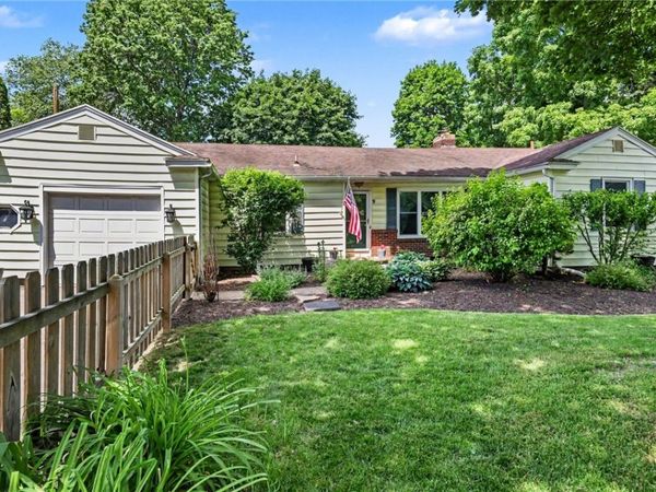 9 Poplar Drive , Rochester, NY 14625
