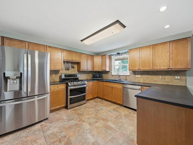 5627 Copenhagen Drive , Westerville, OH 43081 Photo 13