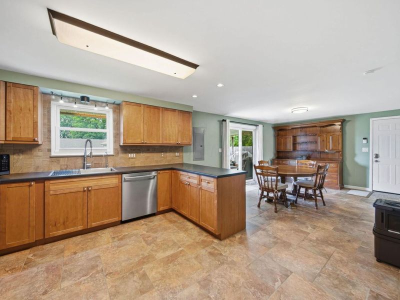 5627 Copenhagen Drive , Westerville, OH 43081 Photo 14