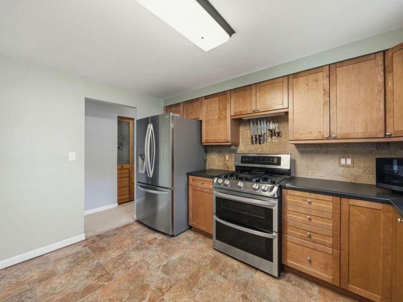 5627 Copenhagen Drive , Westerville, OH 43081 Photo 16