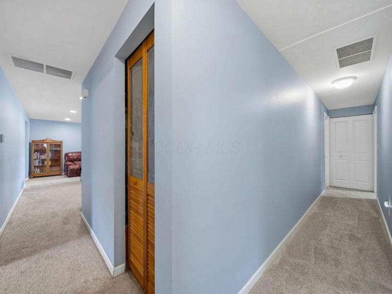 5627 Copenhagen Drive , Westerville, OH 43081 Photo 35