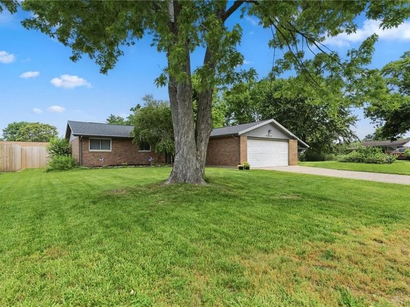 8136 Gibson Avenue, Fairborn, OH 45324 Photo 2