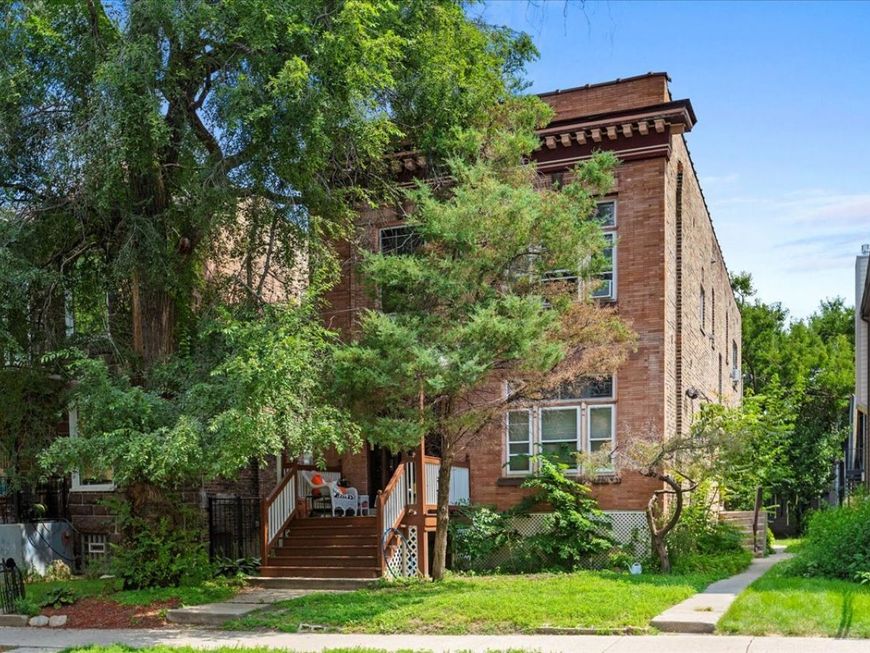 Main Photo