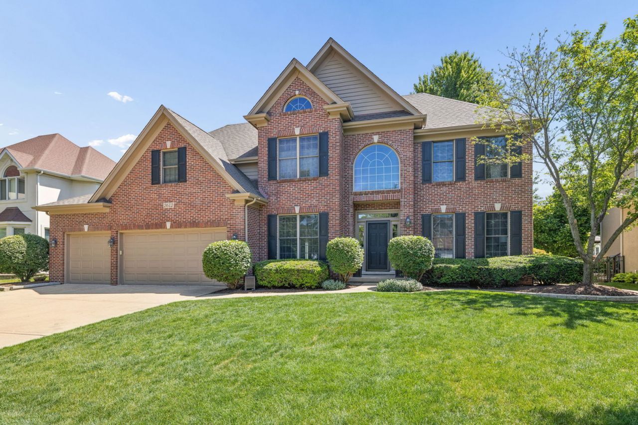 2612 Charlestowne Lane , Naperville, IL 60564