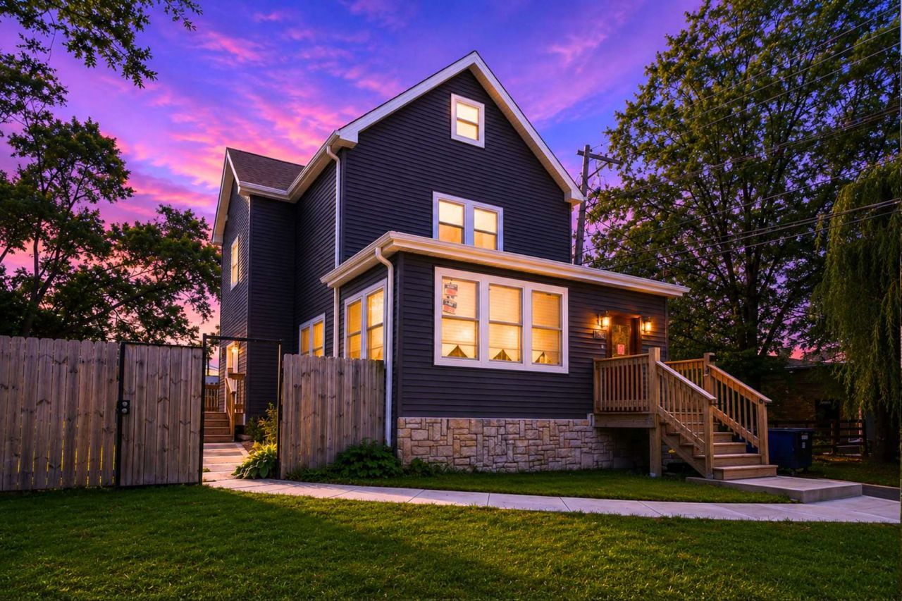 2347 Walnut Street , Blue Island, IL 60406
