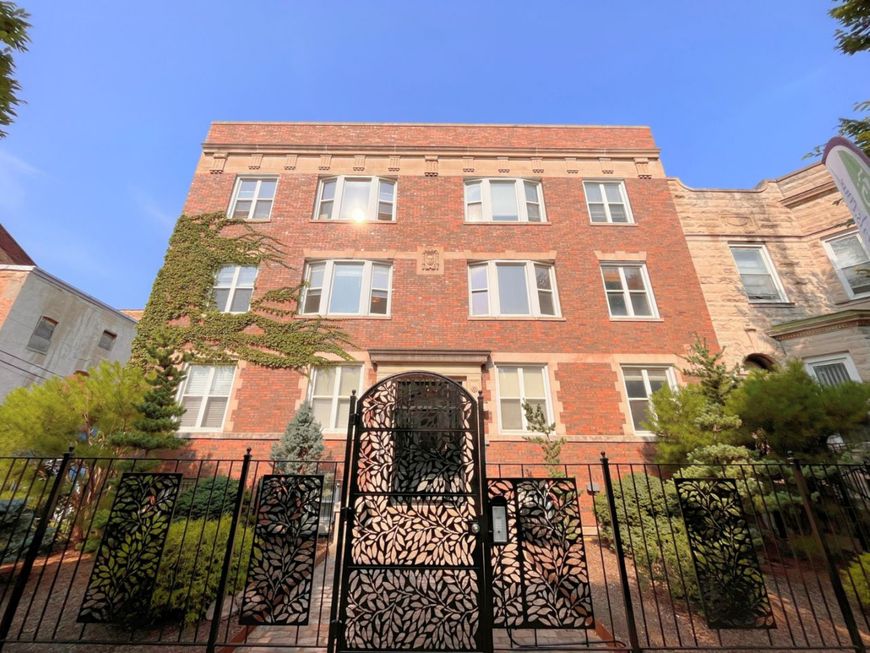 Main Photo