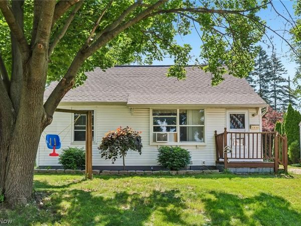 1430 Janice , Massillon, OH 44646