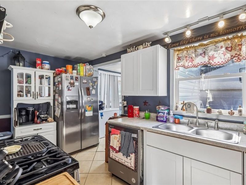 1430 Janice , Massillon, OH 44646 Photo 7