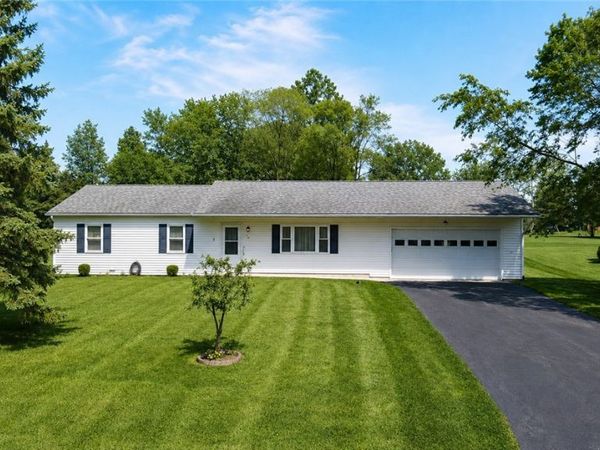 16 Keli Drive , Waterloo, NY 13165