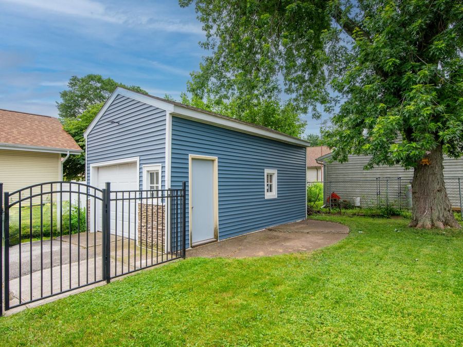 Property Image 37