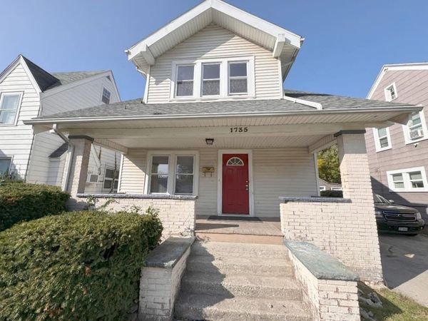 1735 Wyndhurst Road , Toledo, OH 43607