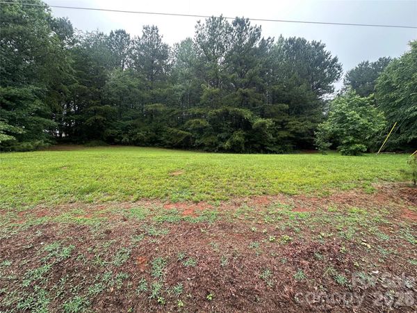 000 Young Road , Bessemer City, NC 28016