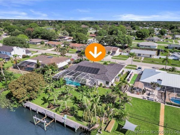 460 NE Cornwall Ave Avenue, Port St Lucie, FL 34983