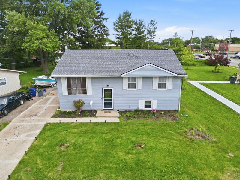 66 Imperial Drive, Columbus, OH 43230 Photo 2