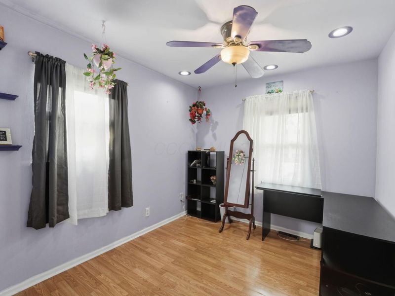 66 Imperial Drive, Columbus, OH 43230 Photo 32