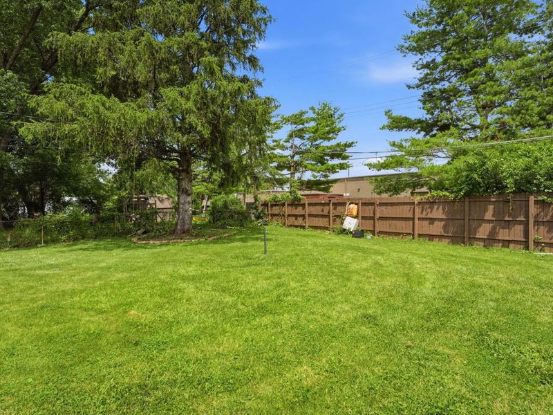 66 Imperial Drive, Columbus, OH 43230 Photo 38