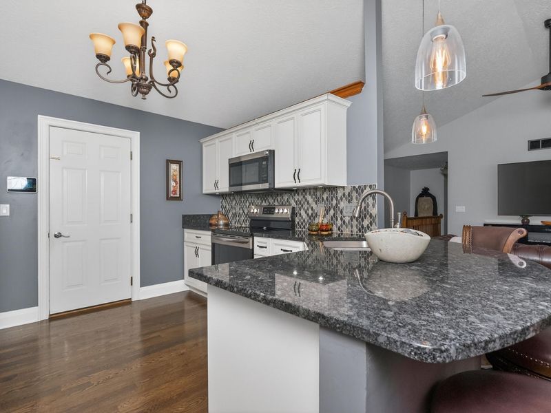 2097 Glenview Drive, Hebron, KY 41048 Photo 10