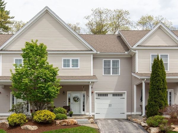 89 Woodview Way, Unit 89, Manchester, NH 03102
