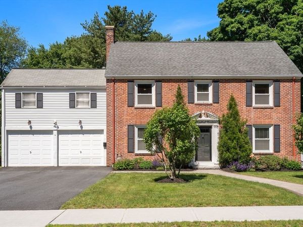119 Newton Ave N, Worcester, MA 01609