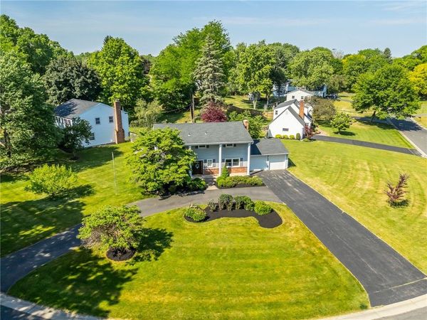 52 Parkridge Drive , Pittsford, NY 14534