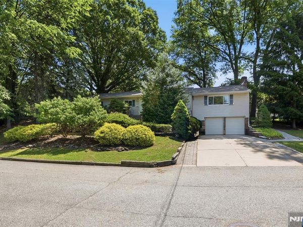 165 Glenn Avenue, NORWOOD, NJ 07648