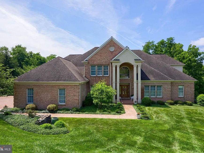 1190 Overbrook Circle, York, PA 17403 Main Photo