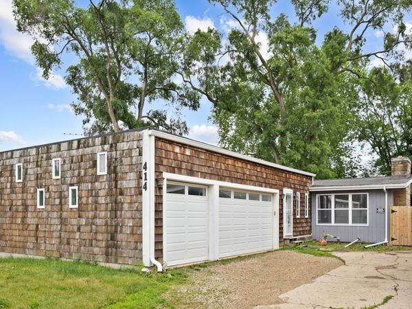 414 E Liberty Street , Wauconda, IL 60084