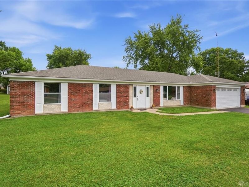 3150 Bonnie Villa Lane, Beavercreek, OH 45431 Photo 3