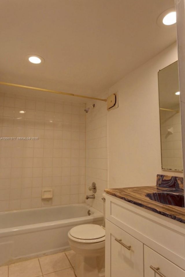 8020 SW 17th Pl , Unit 3-5, Davie, FL 33324 Photo